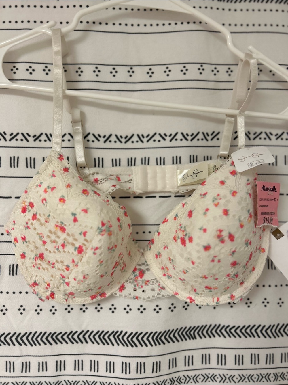 Jessica Simpson Floral Lace T-Shirt Bra - Cream with Pink Flowers Sz 36 C new